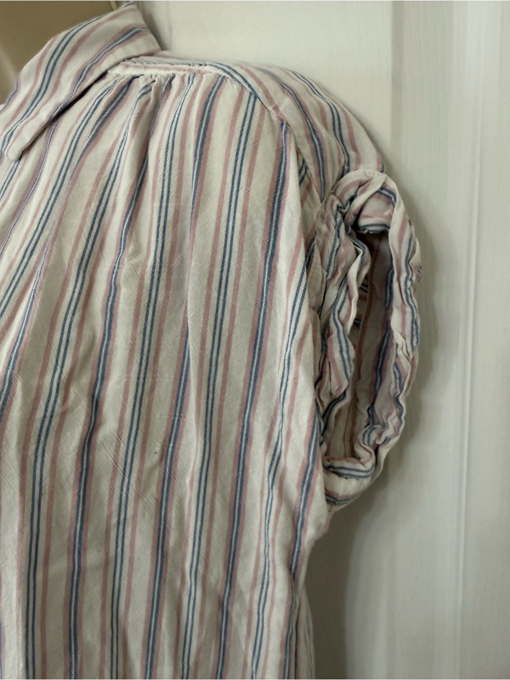LOFT Striped Button Front Cap Sleeve Collared Rayon Blouse Pink Blue S - Picture 7 of 10